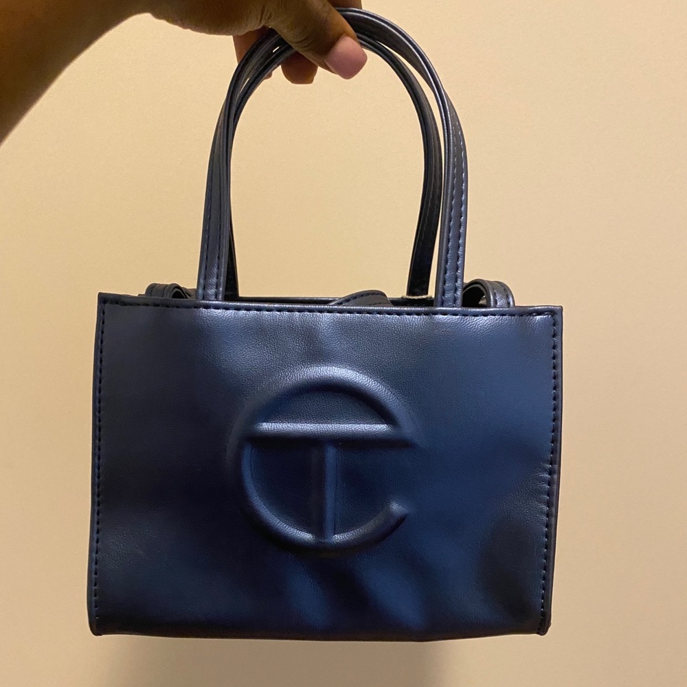 Brand telfar bag